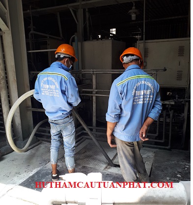 Rút hầm cầu phường Long Bình Tân